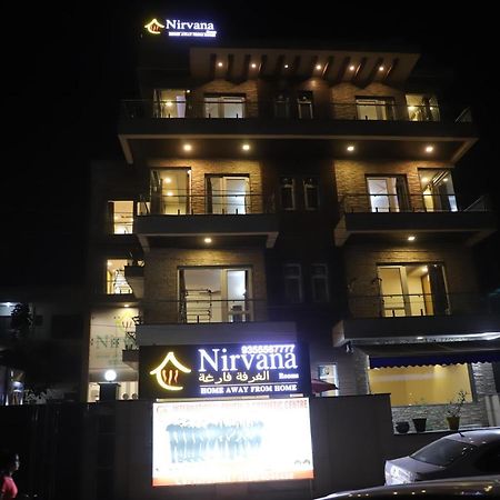 Nirvana Rooms Gurgaon Buitenkant foto