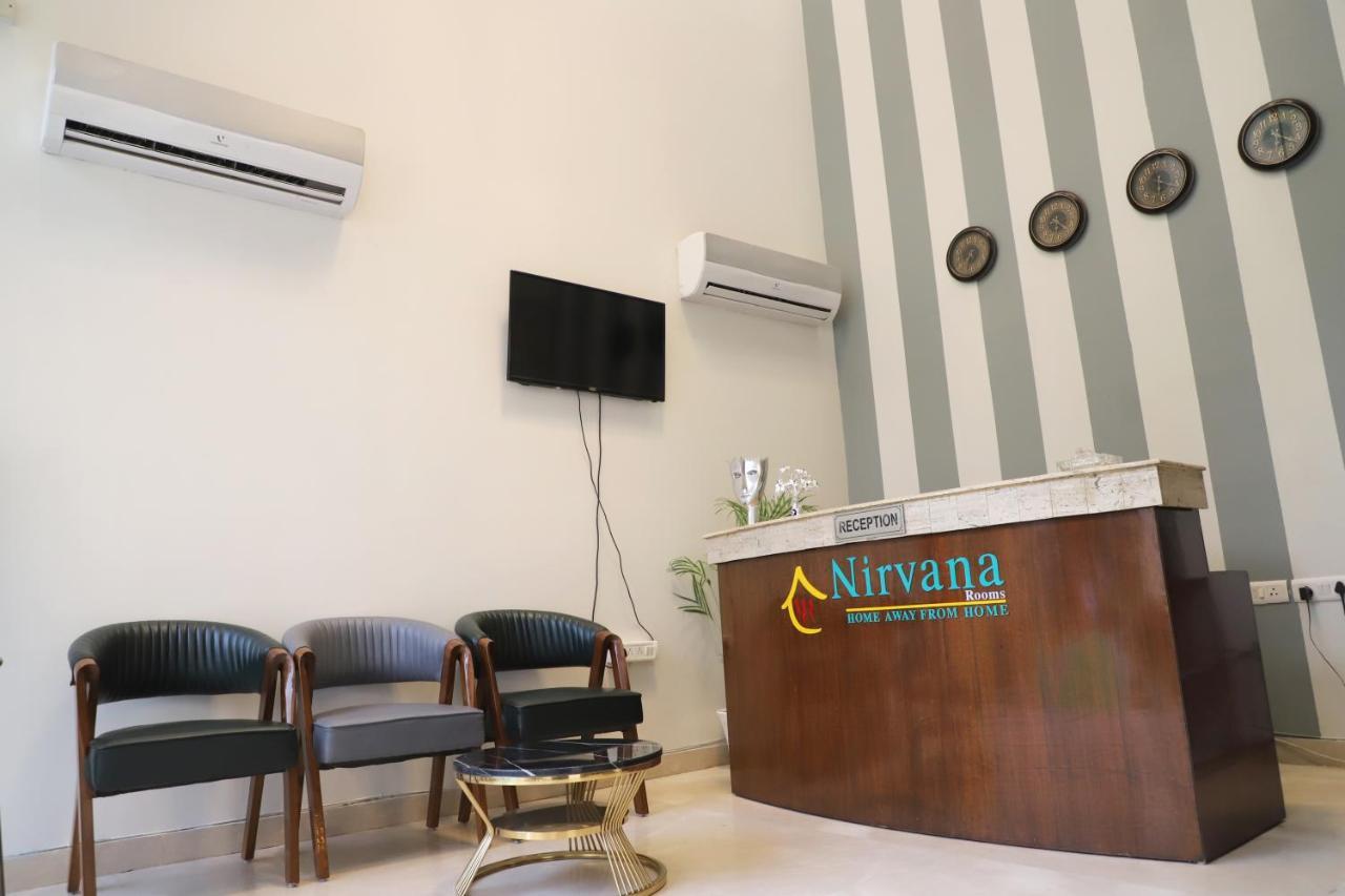 Nirvana Rooms Gurgaon Buitenkant foto